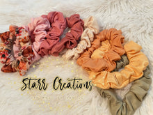 Load image into Gallery viewer, Mystery 3 pack Scrunchie